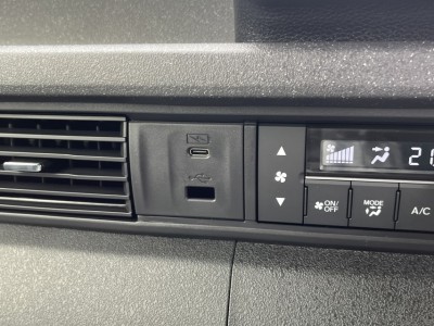 ホンダ N BOX 25枚目
