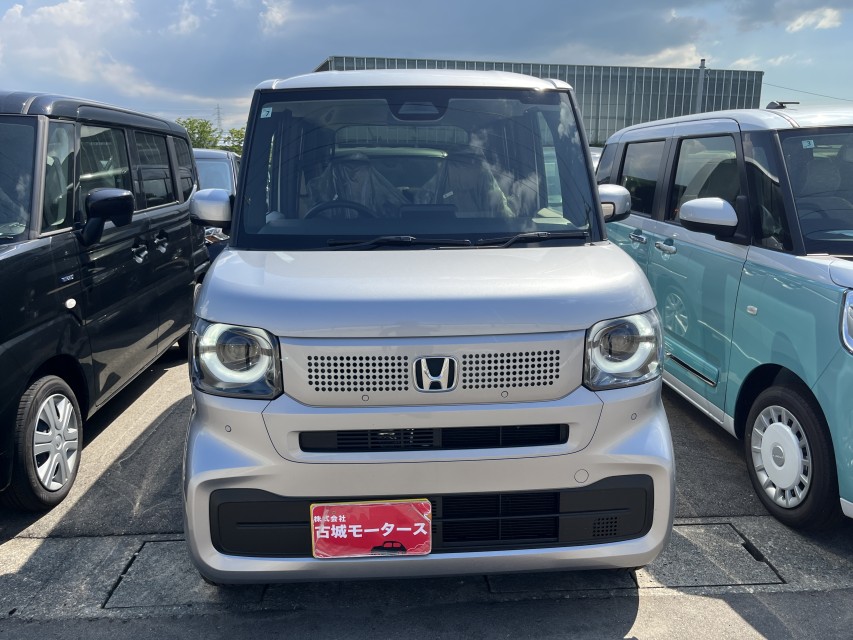 ホンダ N BOX 2枚目