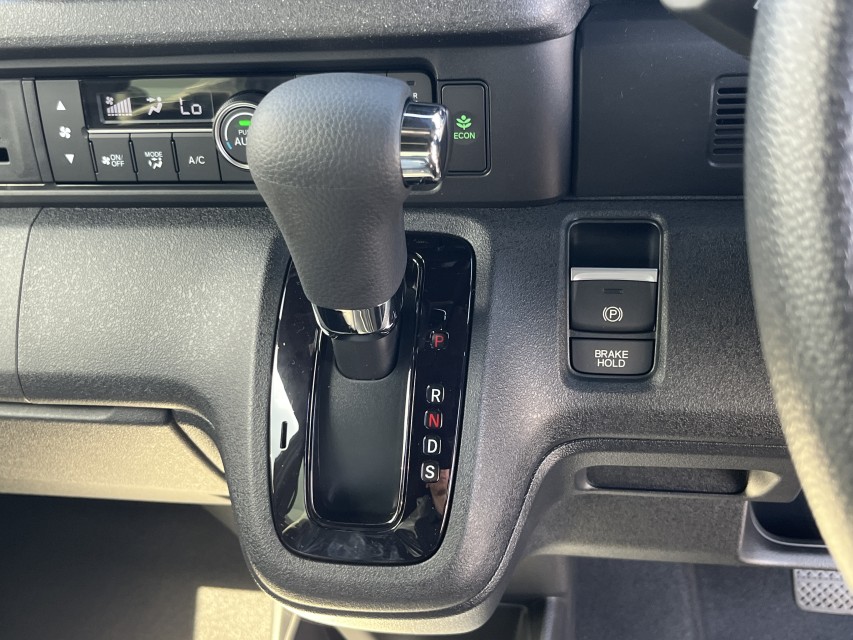 ホンダ N BOX 28枚目