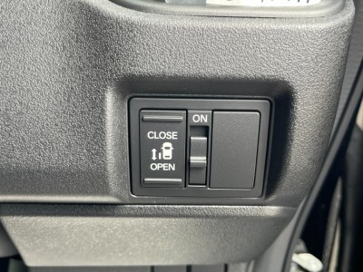 ホンダ N BOX 33枚目