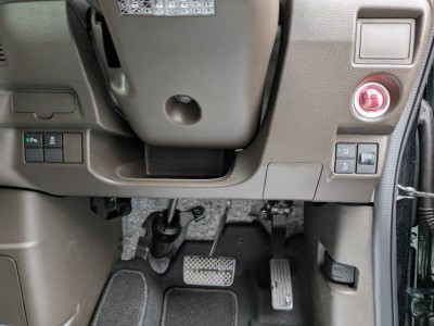 ホンダ N BOX 33枚目