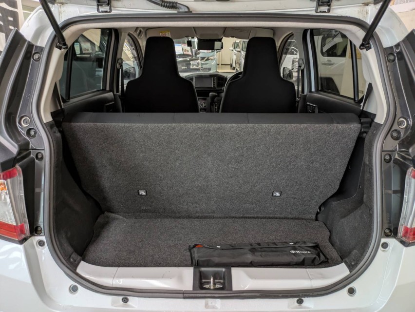 トヨタ ピクシスエポック 17枚目
