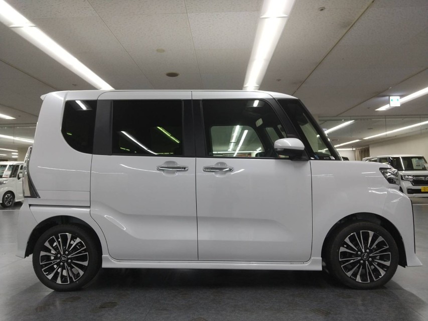 ダイハツ タント 6枚目