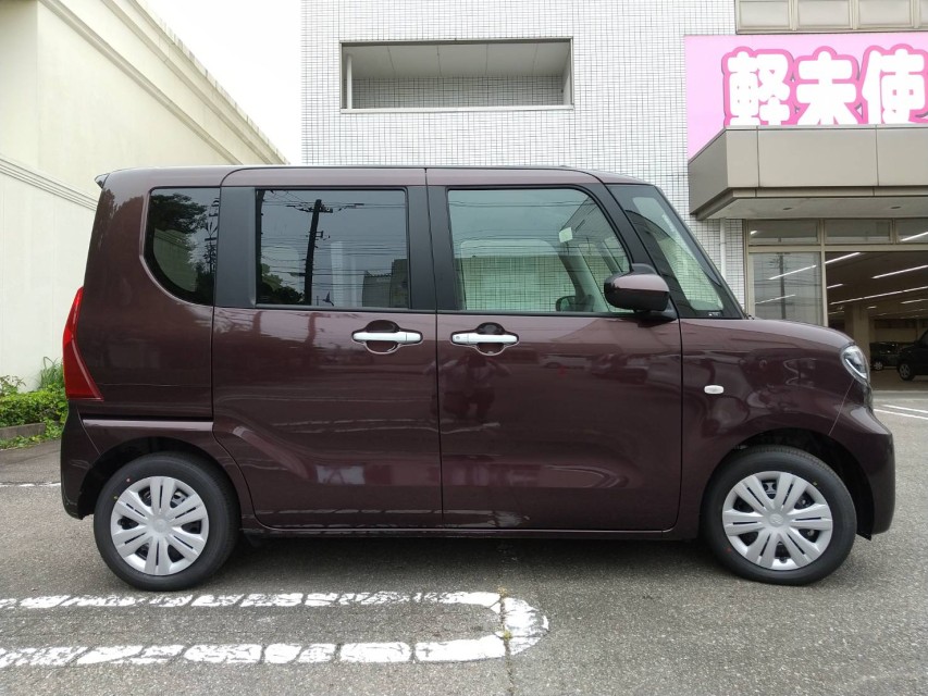 ダイハツ タント 5枚目
