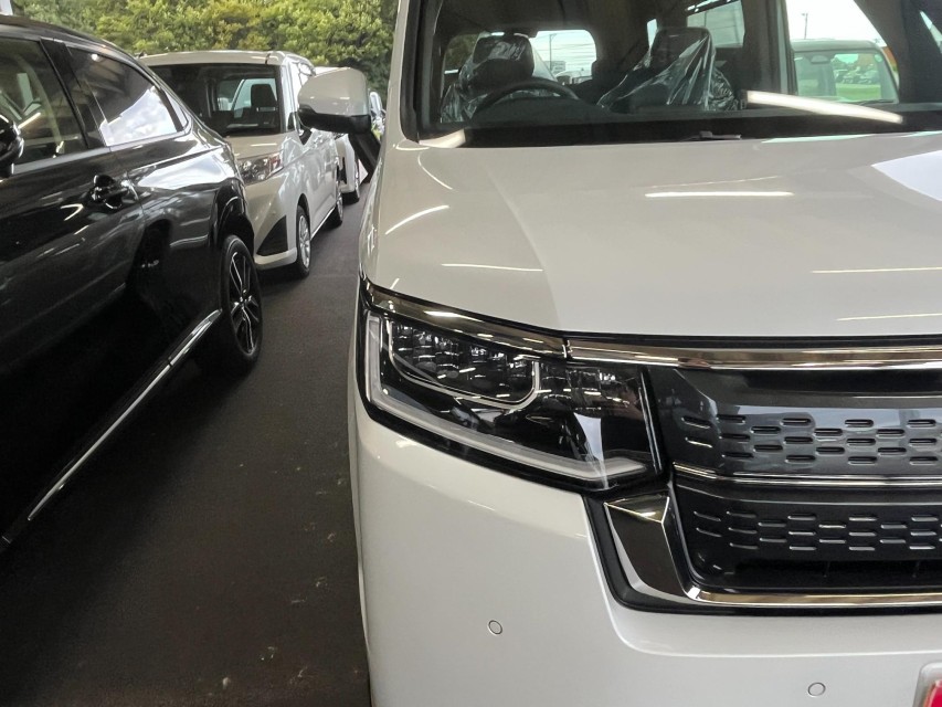ホンダ ステップワゴンスパーダ 5枚目