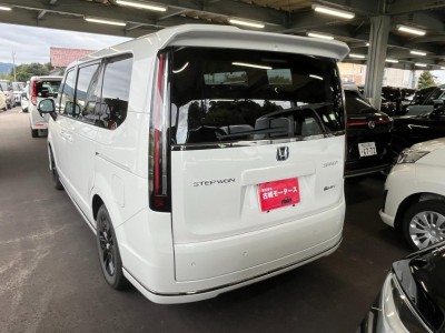 ホンダ ステップワゴンスパーダ 10枚目