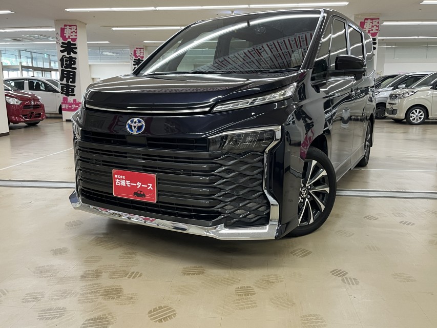 トヨタ ヴォクシー 4枚目