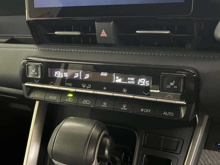 トヨタ ヴォクシー 33枚目